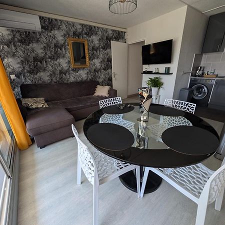 Appartement Au Pied De La Plage - Saint Cyprien Экстерьер фото